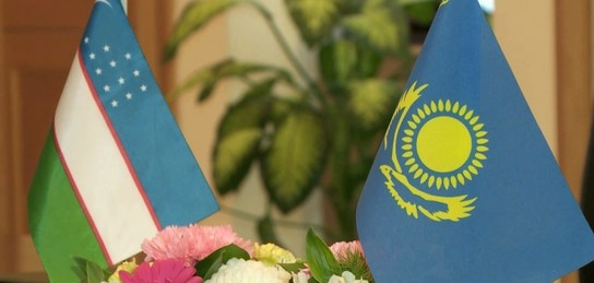 Флаг Өзбекстан Фото