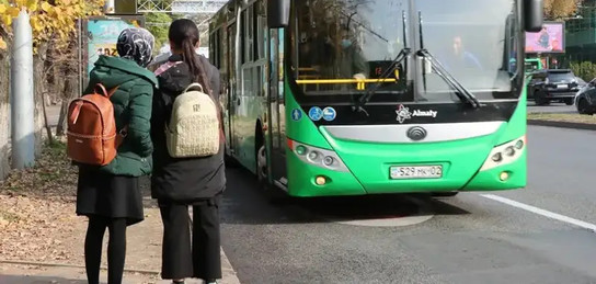 Дженнифер Лав Хьюитттің эротикалық фильмдері Секс-шоп қуыршақтары үрлемелі емес.