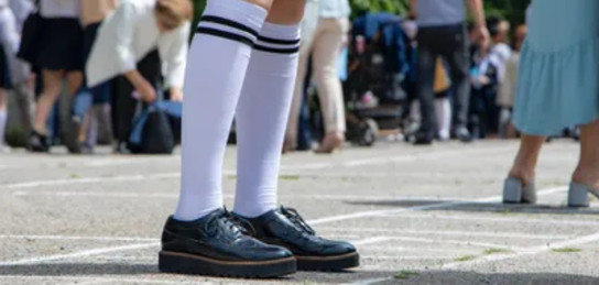 Жеке киген әйелдер Кездейсоқ сұхбаттасушымен секс рулеткасы