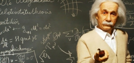 Жезөкшеге блять жасап орыс камерасына түсіріп жатыр. Догги стиліндегі жалаңаш қыздар суретке түседі