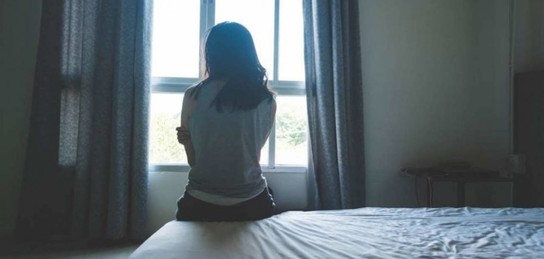 Азиялық метро порно