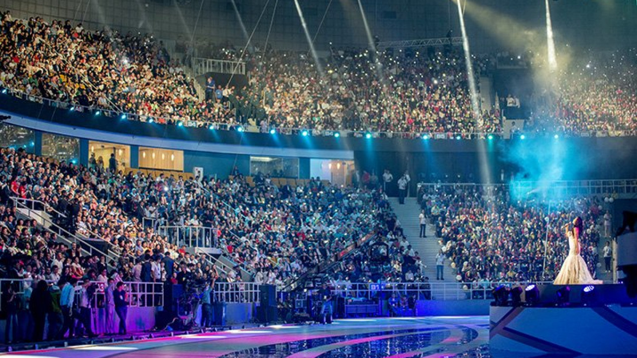 Концерт в ледовой арене. Ледовый дворец кузбасс концерты. Сибирь арена концерт. Концерт в ледовой арене. Сибирь арена новосибирск открытие.