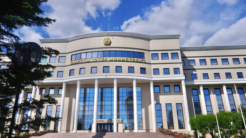 Задержание казахстанки во Флориде: в МИД раскрыли причину