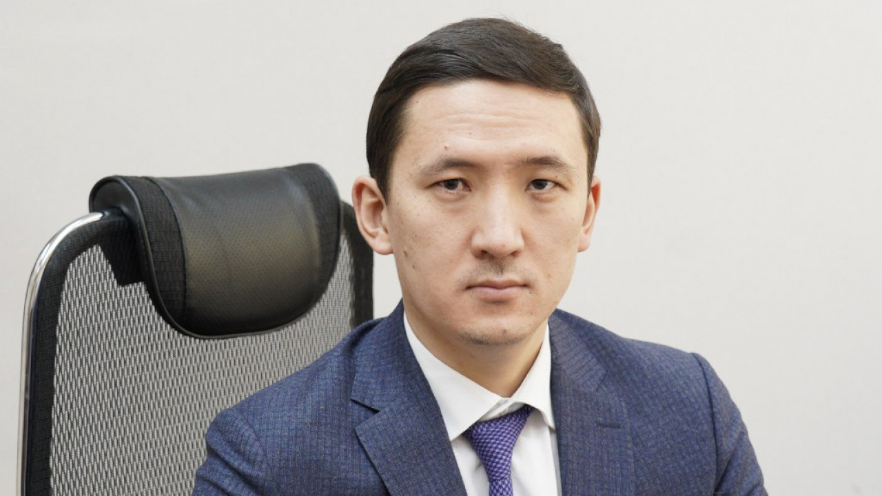 Бейбит алибеков. Айтуган алибеков. Алибеков миллионер. Алибек алибеков. Бейбут алибеков.