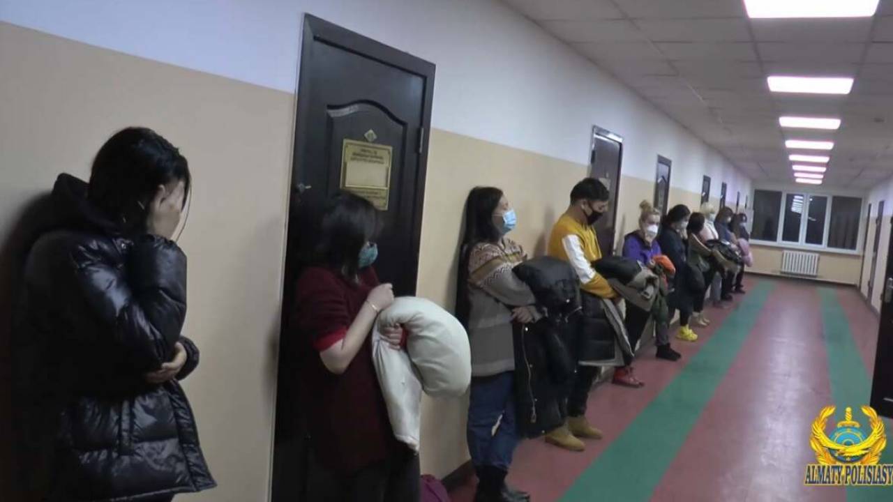 Ең көп серіктестер үшін порноконкурстар