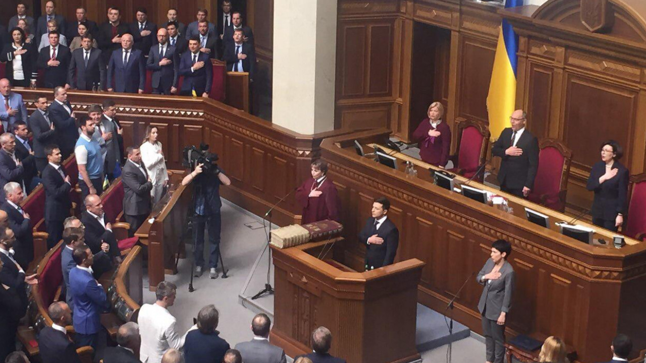 Распускаю верховную. Распускаю верховную. Распускаю верховную. Распускаю верховную. Распускаю верховную.