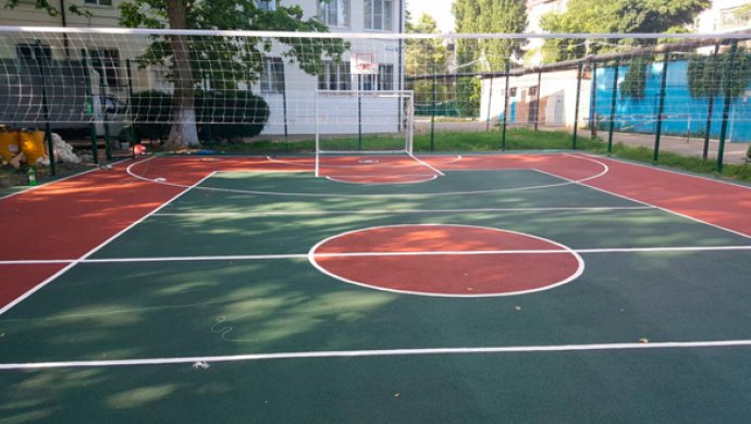 Спортивная 54. Школа альтернатива Краснодар. ЧОУ СОШ альтернатива Краснодар. Школа 63 Краснодар спорт площадка. Частная школа альтернатива Краснодар.