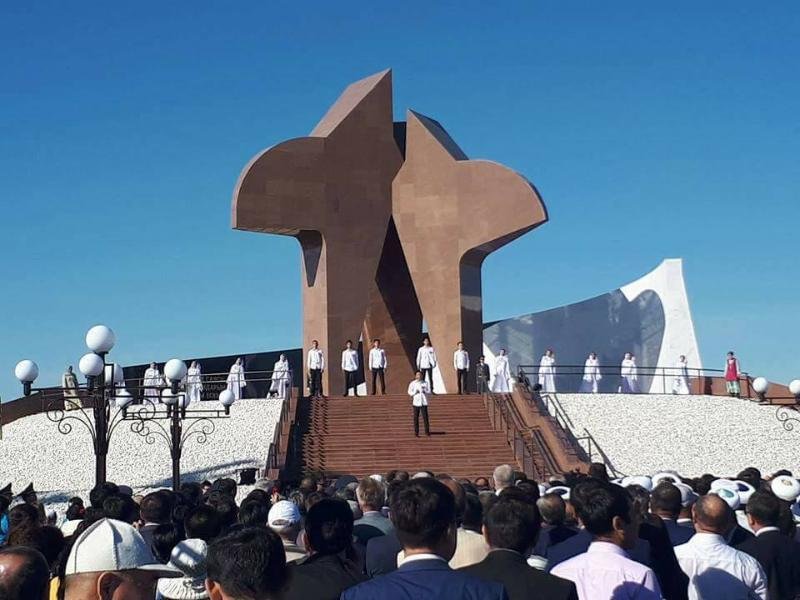 тарих картинка. тарихқа тағзым. тарихқа тағзым. памятник голодомору в астане. музыкальная культура казахстана.