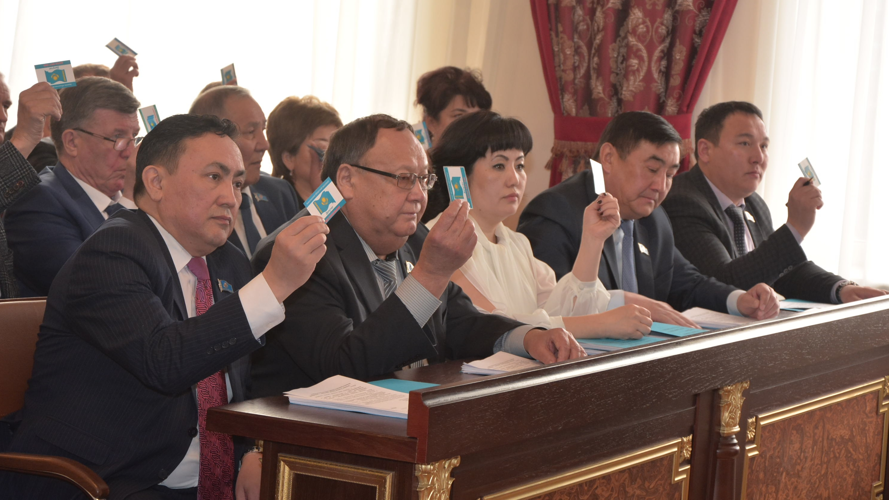 Маслихат акмолинской. Маслихат акмолинской. Маслихат акмолинской. Маслихат акмолинской. Искаков.