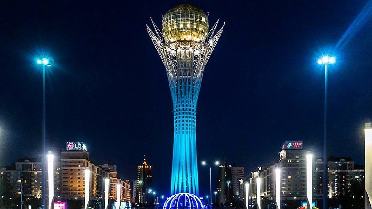 Ночной казахстан